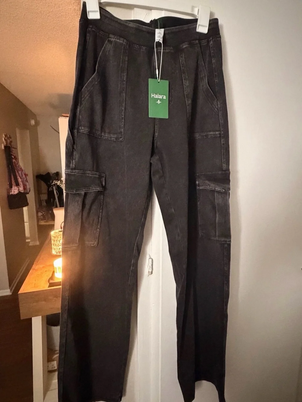 Halara Flex Mid Rise Pockets Straight Leg Casual Cargo Jeans - Picture 4 of 6